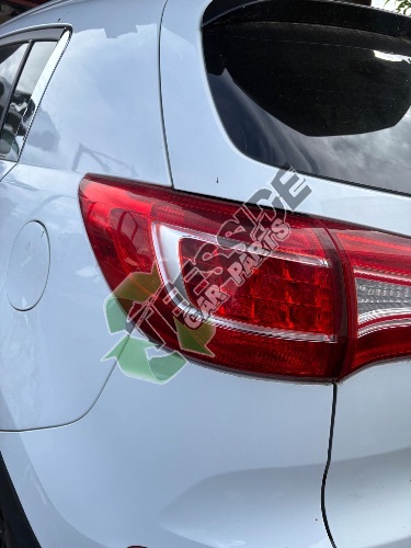 2010-2014 KIA SPORTAGE CRDI 3 MK3 REAR LEFT OUTER LIGHT UNIT