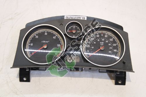 VAUXHALL ZAFIRA ECOTEC SPEEDOMETER CLUSTER